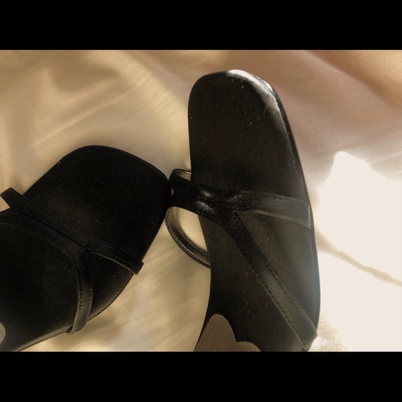 Vintage 90’s Sandals - Picture 2 of 5